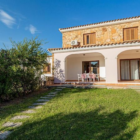 Appartamento Trilocale Vicino Al Centro Di San Teodoro Сан-Теодоро Экстерьер фото